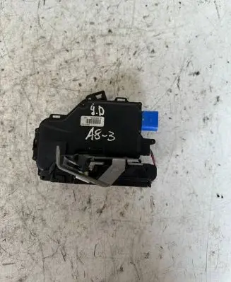 Audi A8 S8 D3 4E Rear door lock 4e0839016 91066803V