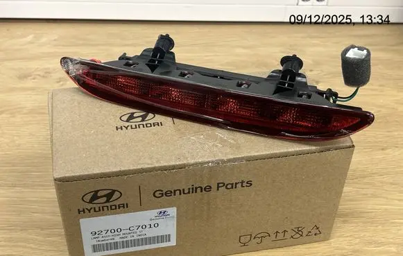 Hyundai i20 (GB IB) Third/center stoplight 92700C7010
