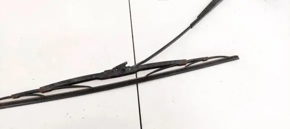 Opel Zafira A Front wiper blade arm 90582558