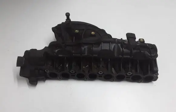 KIA Sorento Intake manifold 283102F011