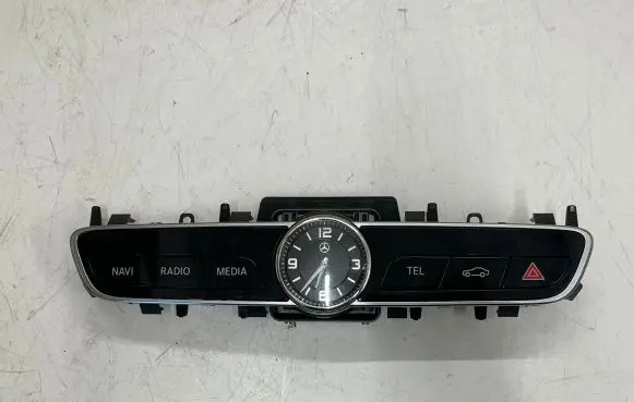Mercedes-Benz E W238 Head unit multimedia control A2138272000 17152032048 VPDPDF15A030BB