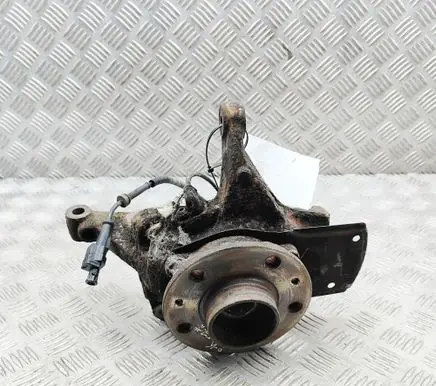 Opel Vivaro Front wheel hub 93866697