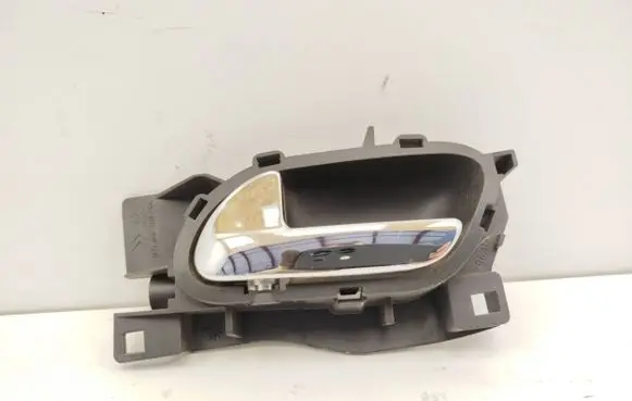 Peugeot 407 Front door interior handle 10018 7386