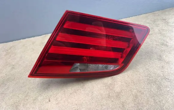BMW 5 F10 F11 Tailgate rear/tail lights 7203226 63217203226