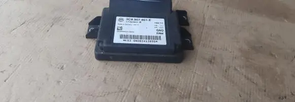 Volkswagen PASSAT CC Hand brake control module 3C8907801E