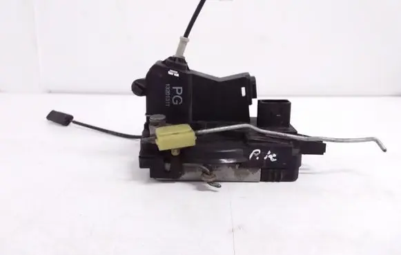 Opel Signum Front door lock 13201311