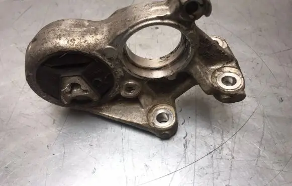 Citroen DS5 Driveshaft support bearing bracket 9684500180