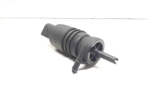 BMW X3 E83 Windscreen/windshield washer pump