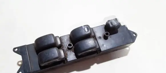 Mitsubishi Galant Electric window control switch MR252815 C8D-D232M