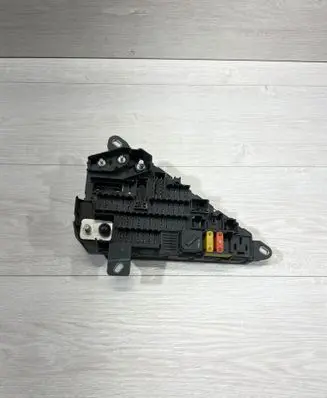 BMW 5 E60 E61 Fuse module 6906588 518811054 040038