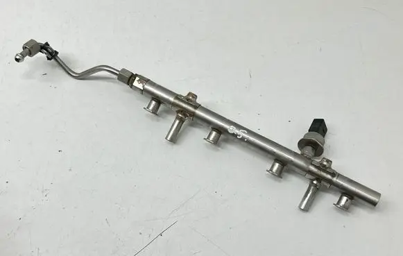 Audi Q5 SQ5 Fuel main line pipe 06K133317AA 1928120062
