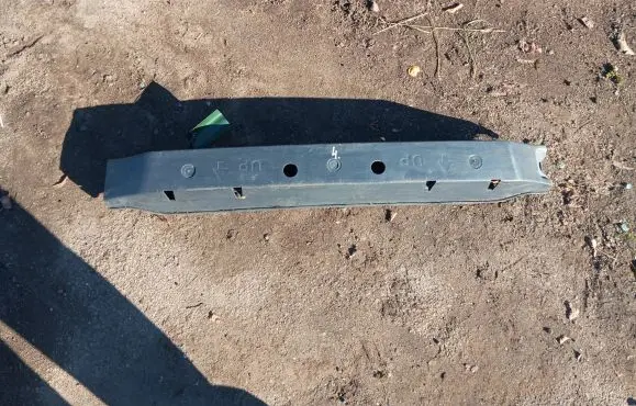 Front bumper support beam