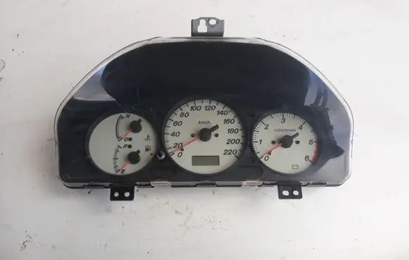 Mazda Premacy Speedometer (instrument cluster) CB87