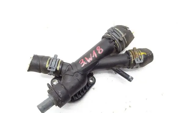 Volkswagen Golf VI Engine coolant pipe/hose 03L121131AA