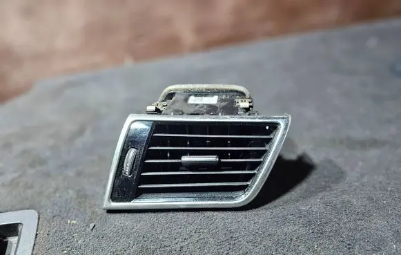 Mercedes-Benz GLE (W166 - C292) Dashboard side air vent grill/cover trim A1668309200 A1668302254
