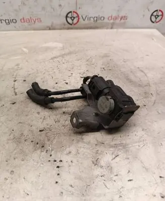 Volkswagen Tiguan Turbo solenoid valve 1K0906283A