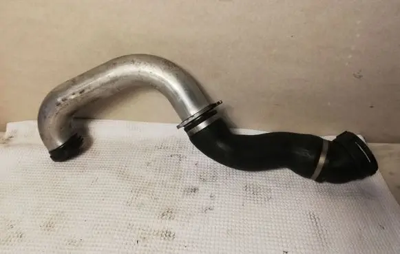 BMW 5 E60 E61 Intercooler hose/pipe