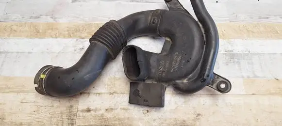 Toyota Prius (NHW20) Air intake hose/pipe 1775121120 GF49102670