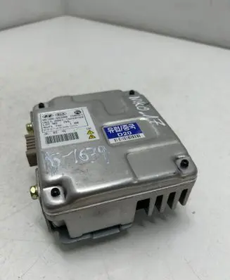 KIA Niro Voltage converter/converter module 95100G5200