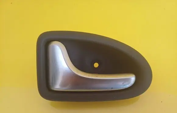 Renault Scenic I Front door interior handle 8200028994