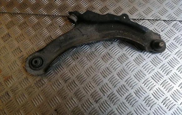 Renault Scenic II - Grand scenic II Front lower control arm/wishbone