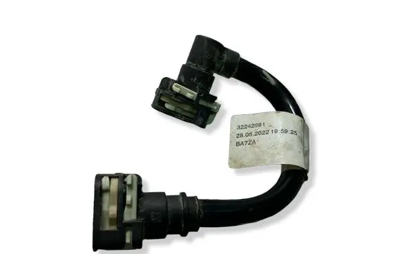 Volvo XC40 Fuel line pipe BA7ZA