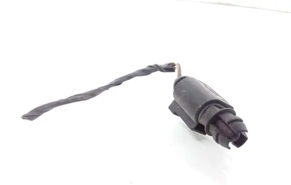 Volkswagen PASSAT B6 Outside/exterior temperature sensor 8Z0820535