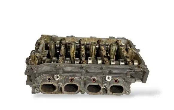 Toyota Prius (XW30) Engine head 