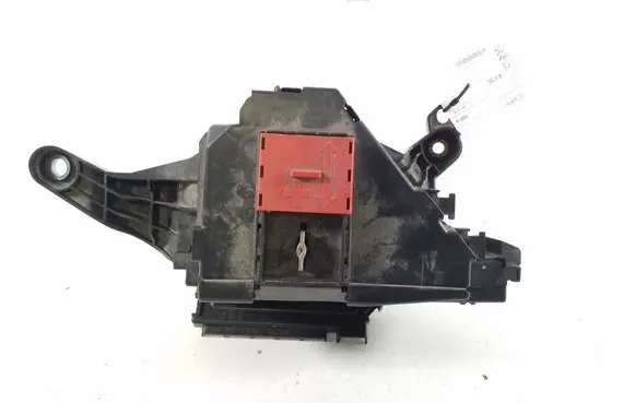 Mercedes-Benz EQC Fuse module A2135403539