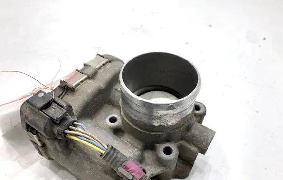 Ford Fiesta Engine shut-off valve 757G9F991CA