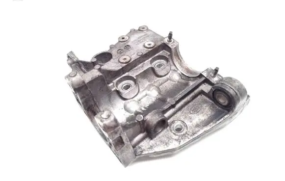 Land Rover Discovery 4 - LR4 Engine mounting bracket GJ32-4H473-AC
