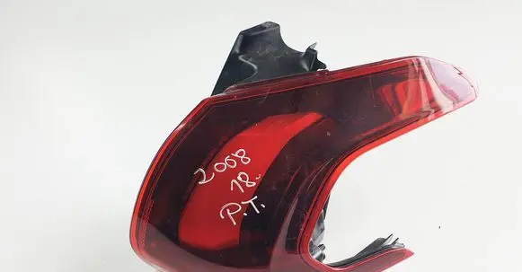 Peugeot 2008 I Rear/tail lights 002008410 00200841