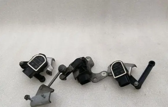 Mercedes-Benz SL R231 Headlight/headlamp level sensor A2319057900