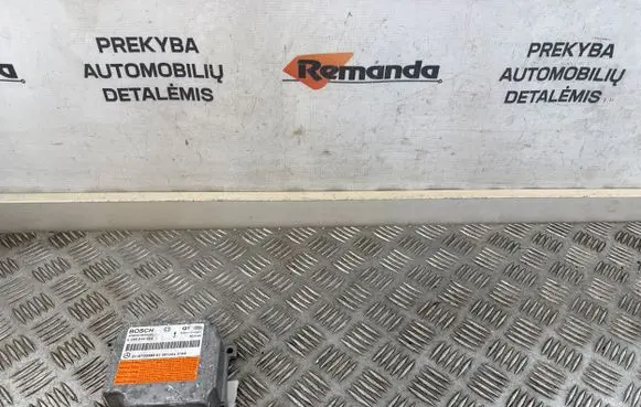 Mercedes-Benz E W211 Airbag control unit/module 0285010564