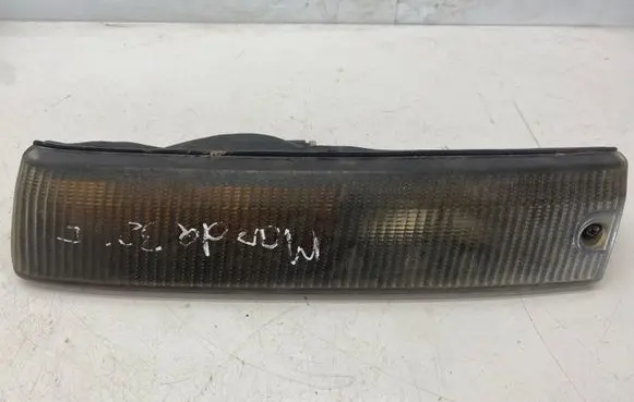 Mazda 323 Third/center stoplight