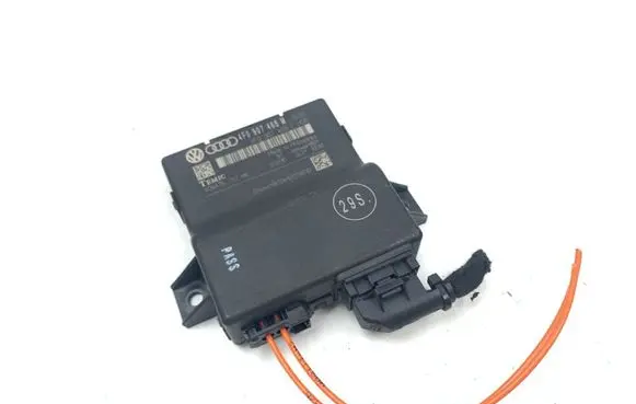 Audi A6 S6 C6 4F Gateway control module 4F0907468M 4F0907468F