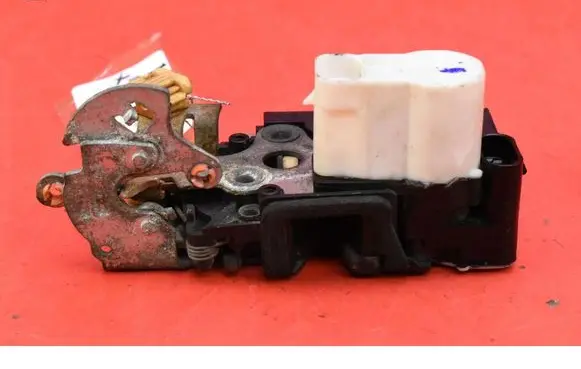 Buick Rendezvous Front door lock 16872414