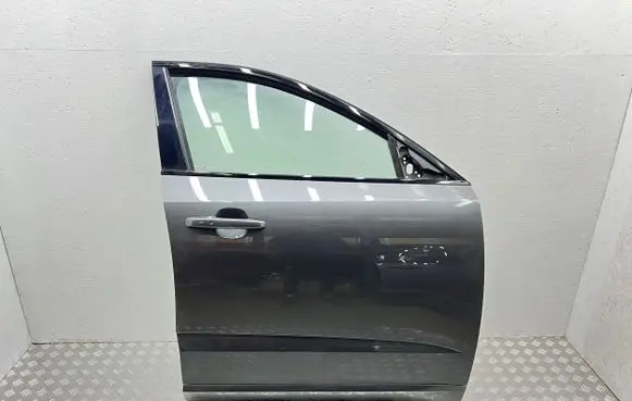 Jaguar E-Pace Front door