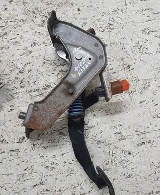 Clutch pedal