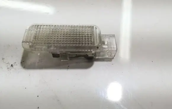 Audi A6 S6 C5 4B Other interior light 4B0035329