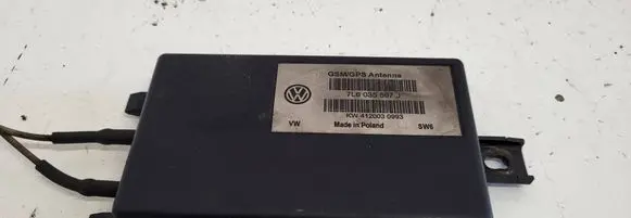 Volkswagen Touareg I Aerial antenna amplifier 7L6035507J 4120030993