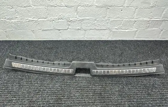 Volvo XC90 Trunk/boot sill cover protection 14562006878 031303