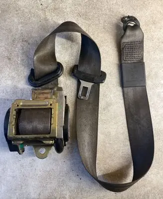 Audi A6 S6 C5 4B Front seatbelt 4B0857705A 600702002A 23102003