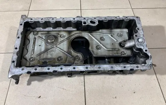 Volvo S60 Oil sump