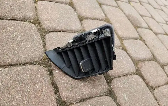 Opel Mokka B Dashboard side air vent grill/cover trim 98362543ZD 9836254380