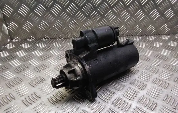 Volkswagen Multivan T5 Starter motor 0001125605