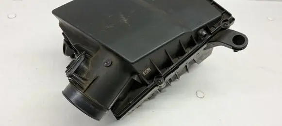 Volvo XC90 Air filter box 31439666
