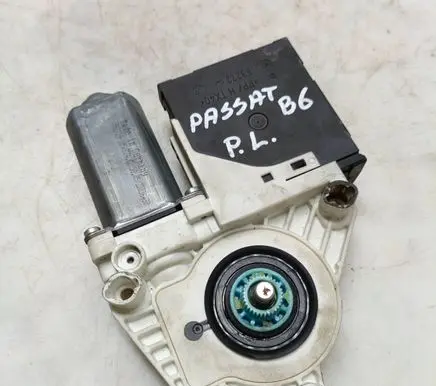 Volkswagen PASSAT B6 Front door window regulator motor 1K0959793G 05074612 12260306030614