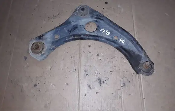 Nissan Micra Front lower control arm/wishbone NOCODE