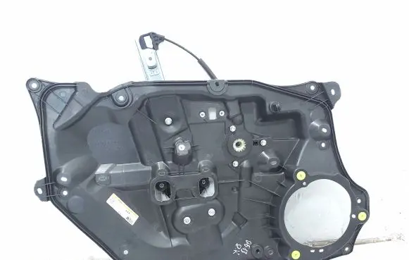 Mazda CX-3 Front window lifting mechanism without motor D09L5997X